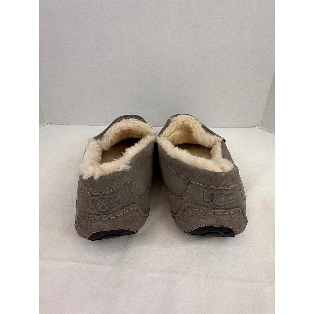UGG Ascot Charcoal Grey Suede Sherpa Slippers‎ Mens Loafers 1101110 Size 11 Wide
